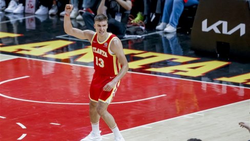 DŽABA VAM I JANIS! Bogdan Bogdanović izrešetao Milvoki (VIDEO)