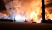 АПОКАЛИПТИЧНА СЦЕНА У РУСИЈИ: Велики пожар на нафтном пољу, ватра шикља у небо (ВИДЕО) АПОКАЛИПТИЧНА СЦЕНА У РУСИЈИ: Велики пожар на нафтном пољу, ватра шикља у небо (ВИДЕО)