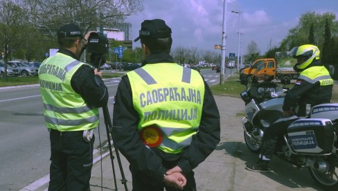 JEDNA OSOBA POGINULA, A TRI SU LAKŠE POVREĐENE: U Južnobačkom okrugu za dan dogodilo se osam saobraćajnih nesreća