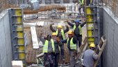 СРПСКОЈ НЕДОСТАЈЕ ОКО 8.000 МАЈСТОРА: Страна радна снага, судећи по броју дозвола, преузима тржиште БиХ