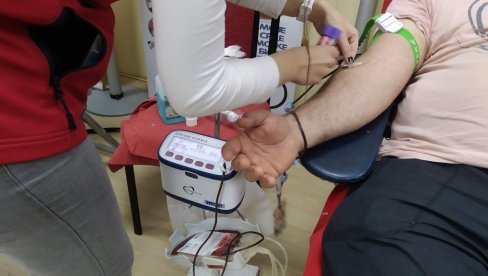 ДОНИРАЊЕ КРВИ У ПАРАЋИНУ: Акција у Црвеном крсту 22. фебруара ДОНИРАЊЕ КРВИ У ПАРАЋИНУ: Акција у Црвеном крсту 22. фебруара