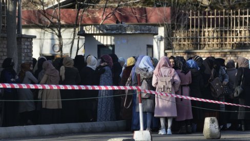 ЈЕЗИВИ ПОДАЦИ ЗА 21. ВЕК: Талибани су забранама лишили образовања 1,4 милиона авганистанских девојчица и девојака