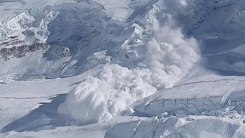 SKIJAŠ (65) POGINUO NA PLANINI U SLOVAČKOJ: Zatrpala ga lavina, nije mu bilo pomoći