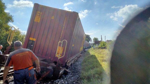 СЕДМОРО СЕ ОТРОВАЛО ОД АМОНИЈАКА ИЗ ЦИСТЕРНЕ КОЈА СЕ ПРЕВРНУЛА КОД ПИРОТА: Имају опекотине