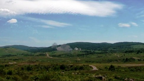 ВОЈСКА ВЕЖБА ГАЂАЊЕ: Од данас до 11. јула из рејона Мозгово у зону „Пасуљанске ливаде“ ВОЈСКА ВЕЖБА ГАЂАЊЕ: Од данас до 11. јула из рејона Мозгово у зону „Пасуљанске ливаде“