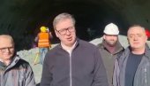 VUČIĆ NA MESTU GDE ĆE NIĆI NAJDUŽI TUNEL U SRBIJI Obišao radove na Fruškogorskom koridoru - oduševio ga Žuća, maskota gradilišta (VIDEO)