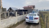 TRAGA SE ZA POČINIOCIMA: Pogledajte slike uništenog automobila policajca iz Berana (FOTO)