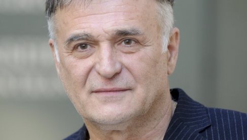 PRAVA PRAVCATA BOGINJA: Prva Lekina supruga - rodila mu je ćerku koja je krenula njegovim stopama (FOTO) PRAVA PRAVCATA BOGINJA: Prva Lekina supruga - rodila mu je ćerku koja je krenula njegovim stopama (FOTO)