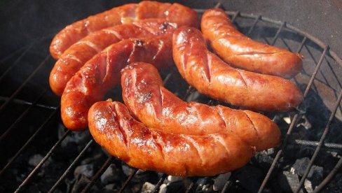 NOVO POVLAČANJE ZARAŽENE HRANE:Sa hrvatskog tržišta povučena kobasica zaražena bakterijom listerijom NOVO POVLAČANJE ZARAŽENE HRANE:Sa hrvatskog tržišta povučena kobasica zaražena bakterijom listerijom