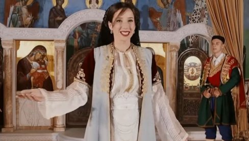 DANICA CRNOGORČEVIĆ ODGOVORILA SRPSKIM NEPRIJATELJIMA: Očigledno da nekome smeta živi duh našeg naroda i njegovo jedinstvo DANICA CRNOGORČEVIĆ ODGOVORILA SRPSKIM NEPRIJATELJIMA: Očigledno da nekome smeta živi duh našeg naroda i njegovo jedinstvo