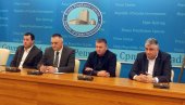 ОЧЕКУЈУ 250 ЛИТАРА ВОДЕ ПО КВАДРАТУ: У РС црвено упозорење због очекиваних обилних падавина - подижу насипе и чисте канале