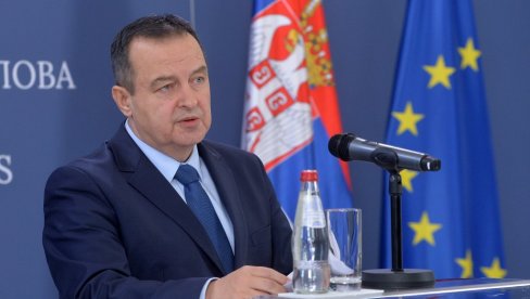 ИВИЦА ДАЧИЋ СЕ ОБРАЋА МЕДИЈИМА (ВИДЕО)