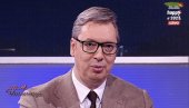 VUČIĆ U ĆIRILICI: Predsednik upoznao naciju sa podacima koje je cela Srbija čekala (FOTO)