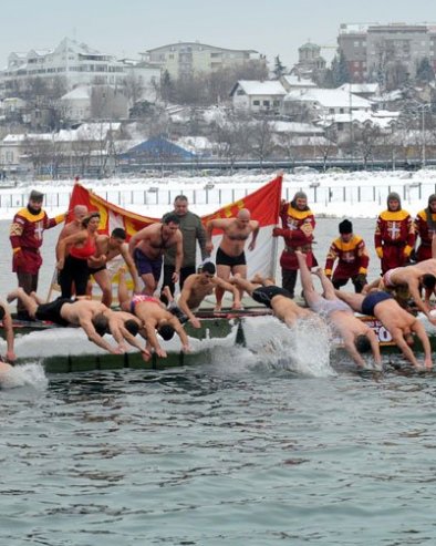 ПРИЈАВЕ ЗА ЧАСНИ КРСТ: Општина Чукарица позива суграђане