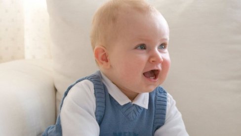 36 ДЕЦЕ ОТРОВАЛО СЕ ДОХРАНОМ ЗА БЕБЕ: Стручњаци се одмах огласили - Формула хитно повучена