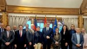 VUČIĆ SA AMBASADORIMA NEMAČKE IZ REGIONA: Naglasio sam važnost koju Srbija pridaje odnosima sa Nemačkom (FOTO)