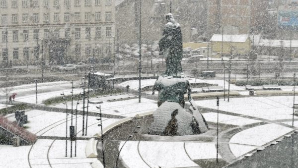 ХИТНО УПОЗОРЕЊЕ БАТУТА ГРАЂАНИМА СРБИЈЕ: Време је опасно по здравље, а ево ко посебно треба да се пази у овим хладним данима