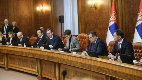MISLIM DA ĆE ONA BITI VEOMA VAŽNA Vučić saopštio - Vandredna sednica vlade u nedelju