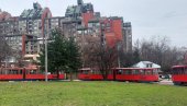 HULIGANI RAZJARENO NASRNULI NOŽEM: Detalji napada na radnike GSP na Banjici, povređeni otpravnik i vozači tramvaja