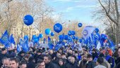 FRANCUSKA SE OPET DIGLA NA NOGE: Protest protiv kasnog odlaska u penziju (FOTO)