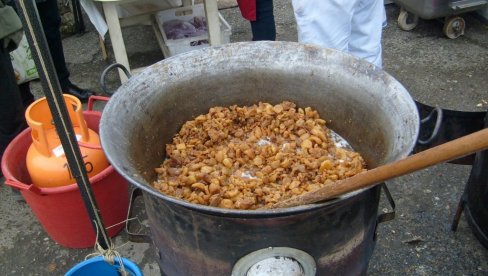 BIĆE ČVARAKA I KOBASICA: Hrvati mogu da odahnu - EK im odobrila