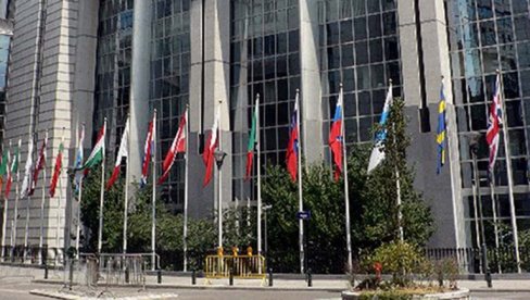 ОГЛАСИО СЕ БИЛЧИК: Европски парламент усвојио резолуцију о дијалогу Београда и Приштине ОГЛАСИО СЕ БИЛЧИК: Европски парламент усвојио резолуцију о дијалогу Београда и Приштине