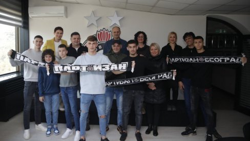 FK PARTIZAN TE ZOVE: Ostvari snove, budi deo crno-belih