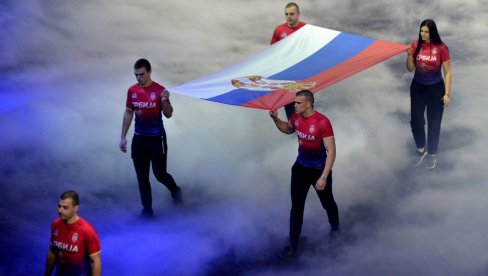 ВЕЛИКО ПРИЗНАЊЕ ЗА БИВШЕГ КАПИТЕНА: Огњен Мићовић добио награду за перформанс године ВЕЛИКО ПРИЗНАЊЕ ЗА БИВШЕГ КАПИТЕНА: Огњен Мићовић добио награду за перформанс године