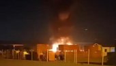 НЕМА ПОВРЕЂЕНИХ У ПОЖАРУ: Четири камиона изгорела на Петроварадину (ВИДЕО) НЕМА ПОВРЕЂЕНИХ У ПОЖАРУ: Четири камиона изгорела на Петроварадину (ВИДЕО)