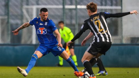 ТИП ИЗДВАЈА ЗА ПОНЕДЕЉАК: Мура слави на терену фењераша