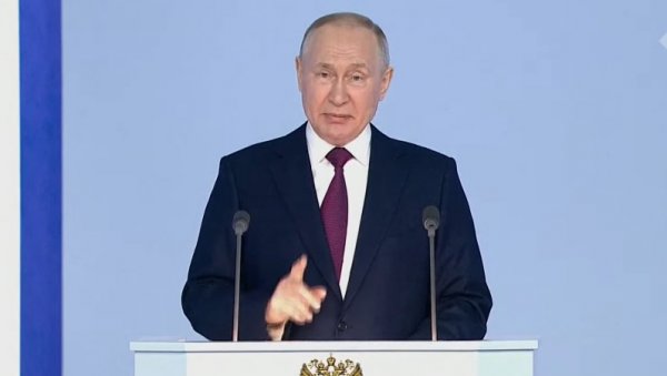 НИВО ПОВЕРЕЊА ПУТИНУ НИКАД ВЕЋИ: Више од 80 одсто Руса задовољно обраћањем лидера