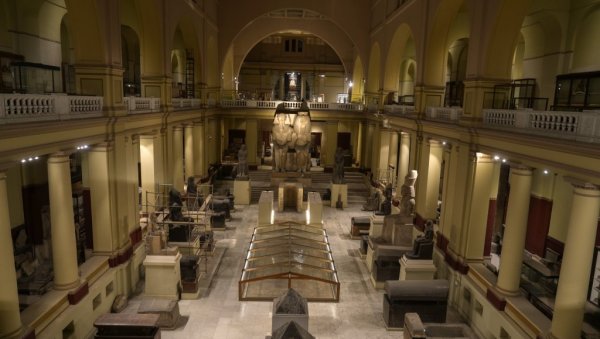 ВРЕДАН МИЛИЈАРДУ ДОЛАРА, СА ВИШЕ ОД 50.000 АРТЕФАКАТА! Отвара се велики египатски музеј ВРЕДАН МИЛИЈАРДУ ДОЛАРА, СА ВИШЕ ОД 50.000 АРТЕФАКАТА! Отвара се велики египатски музеј