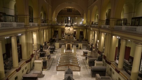 ВРЕДАН МИЛИЈАРДУ ДОЛАРА, СА ВИШЕ ОД 50.000 АРТЕФАКАТА! Отвара се велики египатски музеј ВРЕДАН МИЛИЈАРДУ ДОЛАРА, СА ВИШЕ ОД 50.000 АРТЕФАКАТА! Отвара се велики египатски музеј