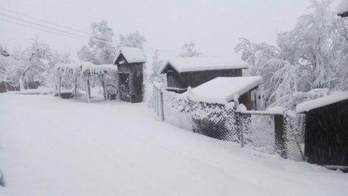 НАПАДАЋЕ СКОРО ПОЛА МЕТРА СНЕГА: Српска на удару јаког невремена, у овом делу ће бити најгоре