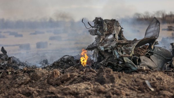 РАТ У УКРАЈИНИ: Руске снаге дигле у ваздух кључни мост до Бахмута; (ФОТО/ВИДЕО)