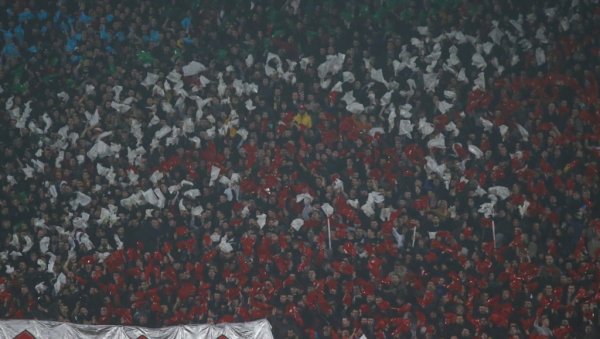 ИГРАЧИ ОЧИГЛЕДНО НЕ РАЗУМЕЈУ! Навијачи Црвене звезде, делије, одлучили се на овај корак!