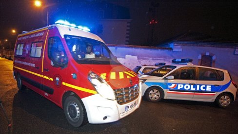 HITNO EVAKUISAN AERODROM U PARIZU: LJudi u panici napuštaju terminale, a ovo je uzrok haosa (VIDEO)