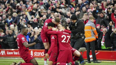 DERBI PRVOG KOLA PREMIJER LIGE: Klopova četa dolazi na Stamford bridž