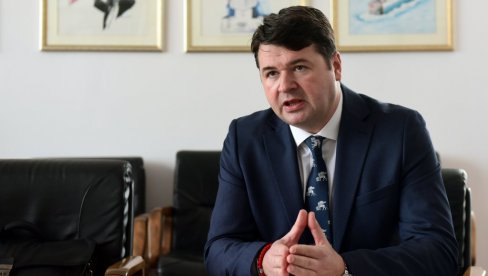 ПЕТРОВ:молим ВСТ да изврши одлуку Уставног суда да то не би морала Влада