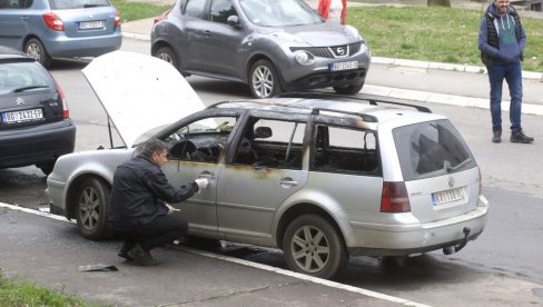 AZRA ŠABANOVIĆ PUŠTENA IZ PRITVORA UZ JEMSTVO: Okrivljena za pomaganje u ubistvu Ranka Radoševića se rasplakala u sudnici AZRA ŠABANOVIĆ PUŠTENA IZ PRITVORA UZ JEMSTVO: Okrivljena za pomaganje u ubistvu Ranka Radoševića se rasplakala u sudnici