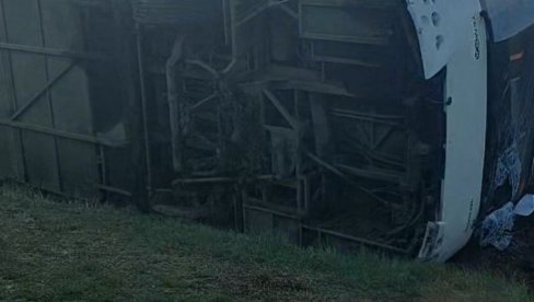 POGINUO VOZAČ KO KIKINDE: Otac stradao na licu mesta, sin lakše povređen