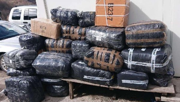 АКЦИЈА МУП СА 19 ПОЛИЦИЈСКИХ УПРАВА: Заплењена роба вредна више од 15 милиона динара АКЦИЈА МУП СА 19 ПОЛИЦИЈСКИХ УПРАВА: Заплењена роба вредна више од 15 милиона динара