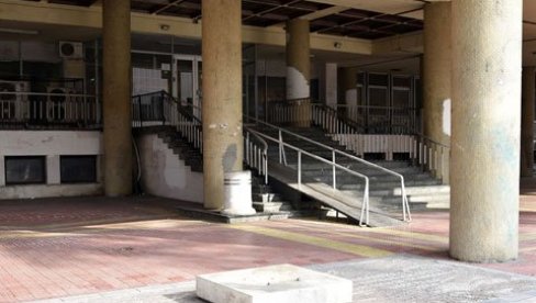 KREĆU SA NASTAVOM OD PONEDELJKA: Fakultet za fizičku hemiju izašao iz blokade