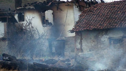 ДВЕ ДЕЦЕНИЈЕ ОД ПОГРОМА НАД СРБИМА НА КИМ: 16 Срба је убијено, стотине повређено, 4.000 протерано ДВЕ ДЕЦЕНИЈЕ ОД ПОГРОМА НАД СРБИМА НА КИМ: 16 Срба је убијено, стотине повређено, 4.000 протерано