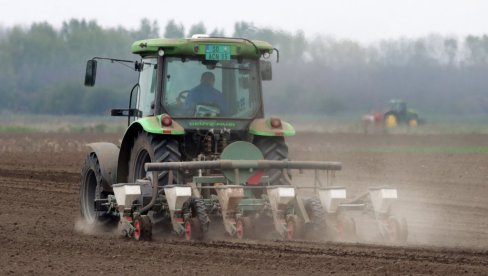 MINISTARSTVO POTVRDILO: Podsticaje za razvoj ruralne infrastrukture dobiće 14 jedinica lokalne samouprave, objavljena i bodovna lista