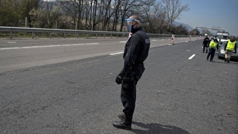 IMALI UDES: Policija privela 49 osumnjičenih migranata u Sofiji IMALI UDES: Policija privela 49 osumnjičenih migranata u Sofiji