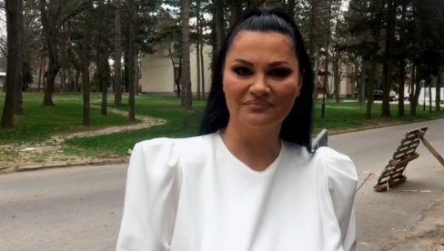 NISAM BILA NJEGOV TIP, A ONDA JE OSTAVIO DEVOJKU ZBOG MENE: Jana otkrila kako je počela ljubav sa Ivanom, jedna pevačica joj „zakuvala brak“ NISAM BILA NJEGOV TIP, A ONDA JE OSTAVIO DEVOJKU ZBOG MENE: Jana otkrila kako je počela ljubav sa Ivanom, jedna pevačica joj „zakuvala brak“