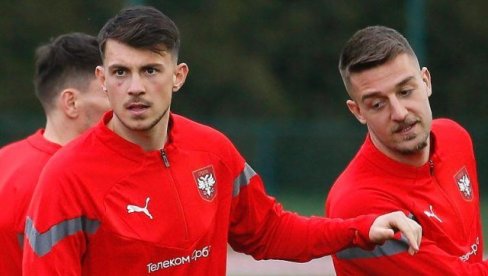 ЛАЗАР САМАРЏИЋ МЕЊА КЛУБ: Два великана желе Србина, коме царству се приволети?