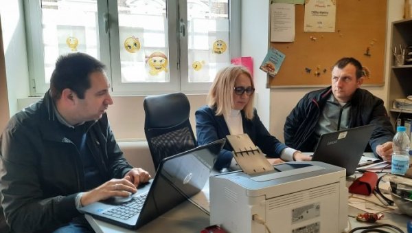 КАКО ДО Е-АГРАРА Општина Земун помаже својим пољопривредницима