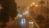 POGLEDAJTE - Saudijska Arabija na udaru peščane oluje (VIDEO)